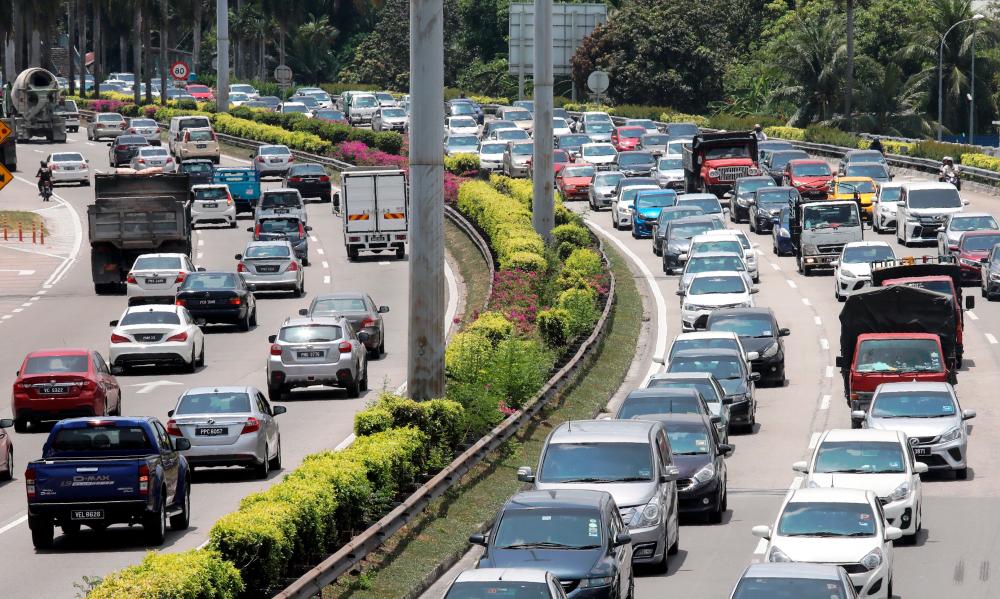 Heavy vehicle incidents a growing menace