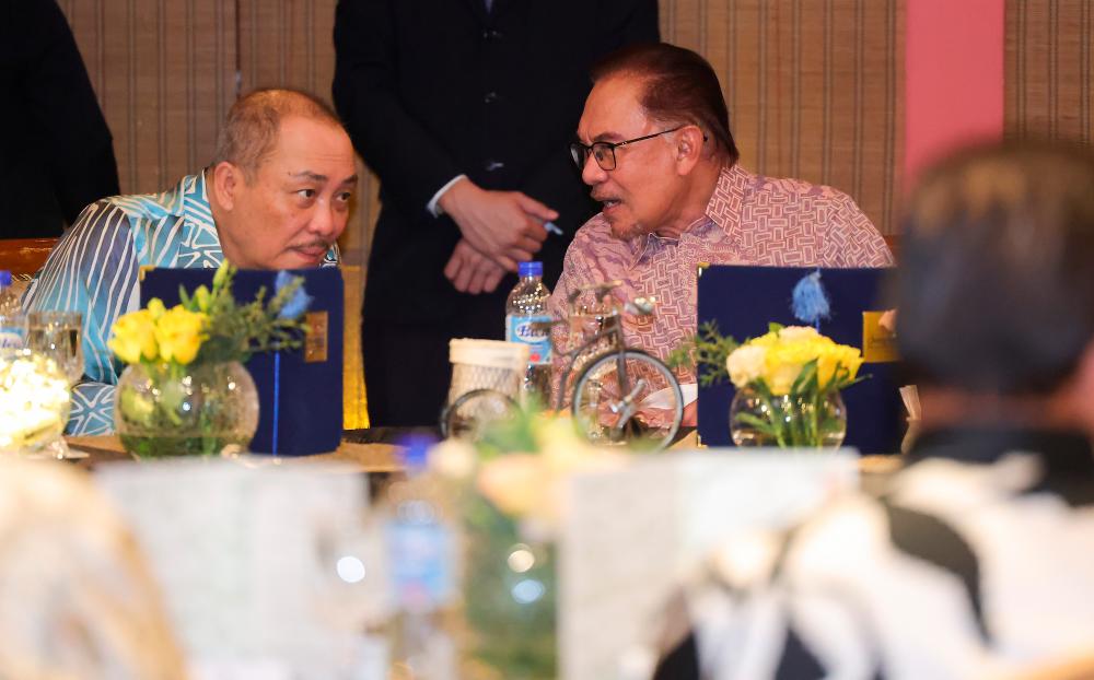 Hentikan sengketa politik, beri ruang Hajiji majukan Sabah: PM