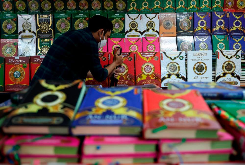 Home ministry seizes unapproved copies of digital Quran, devices in Terengganu Home ministry seizes unapproved copies of digital Quran, devices in Terengganu