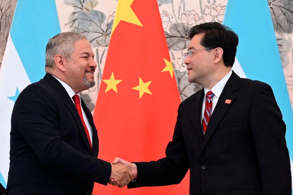 Honduras and China establish diplomatic ties in blow to Taiwan