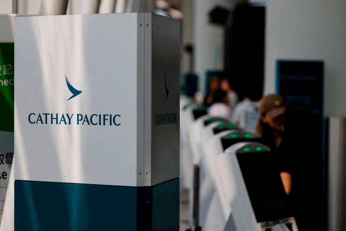 Hong Kong’s Cathay Pacific grounds 48 Airbus A350 jets over engine defects Hong Kong’s Cathay Pacific grounds 48 Airbus A350 jets over engine defects