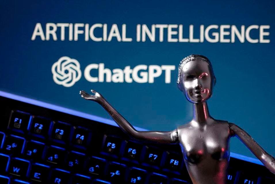 Humans must stay in control of AI, European trade union chief warns