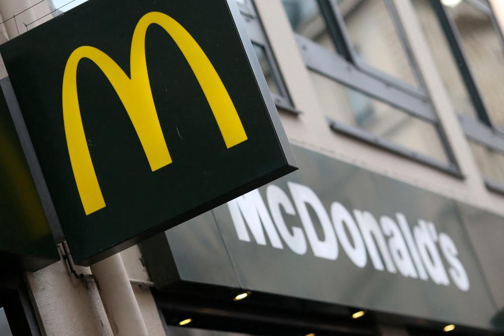 Hundreds of young workers sue McDonald’s UK alleging harassment Hundreds of young workers sue McDonald’s UK alleging harassment