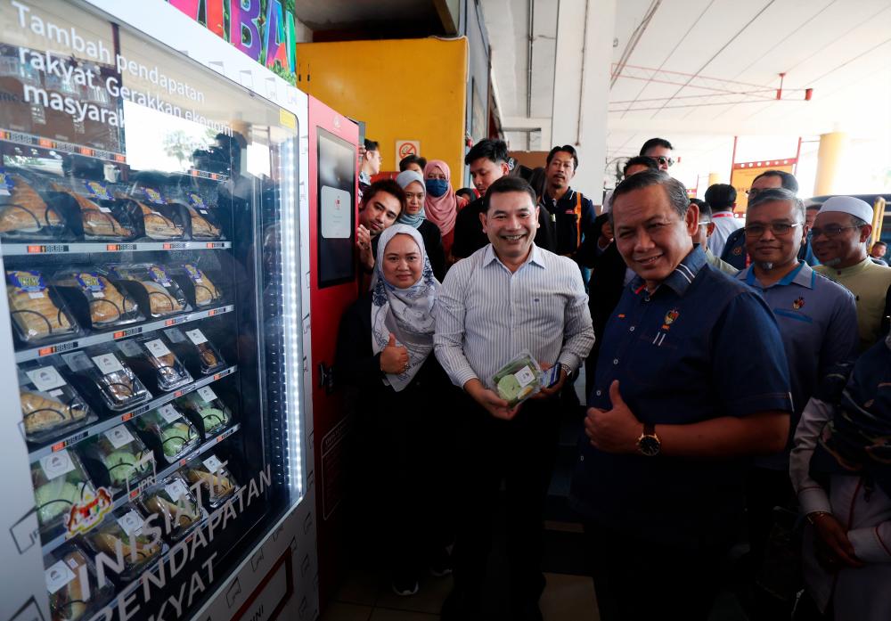 IPR vending machines expanded to universities, hospitals, private offices: Rafizi IPR vending machines expanded to universities, hospitals, private offices: Rafizi