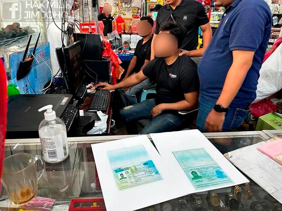 Immigration Dept busts syndicate forging PLKS in Gelang Patah