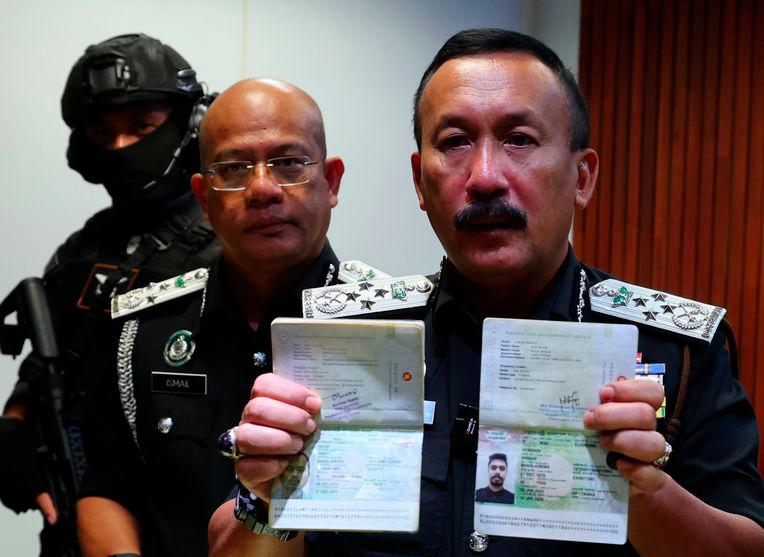 Immigration dept busts foreign passport-forging syndicate Immigration dept busts foreign passport-forging syndicate