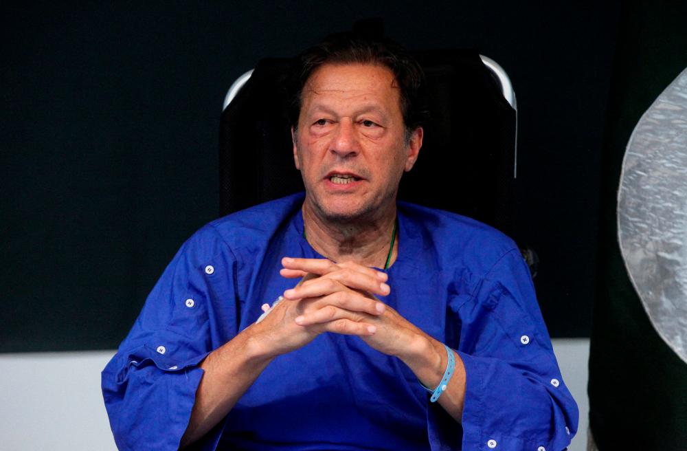 Imran Khan banned from airwaves by Pakistan media watchdog Imran Khan banned from airwaves by Pakistan media watchdog