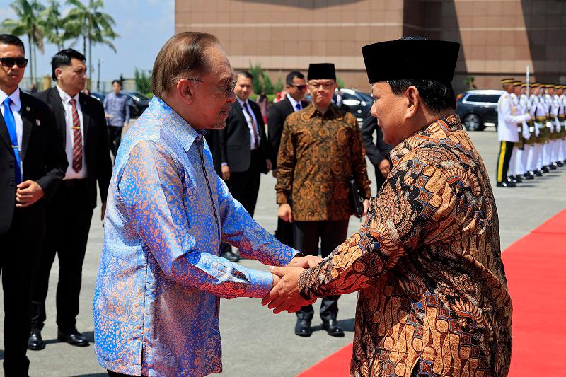 Indonesia pledges assistance, cooperation for Malaysia during ASEAN Chairmanship - PM Anwar Indonesia pledges assistance, cooperation for Malaysia during ASEAN Chairmanship - PM Anwar