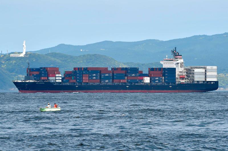 Indonesia to impose up to 200% import tariffs on Chinese goods Indonesia to impose up to 200% import tariffs on Chinese goods