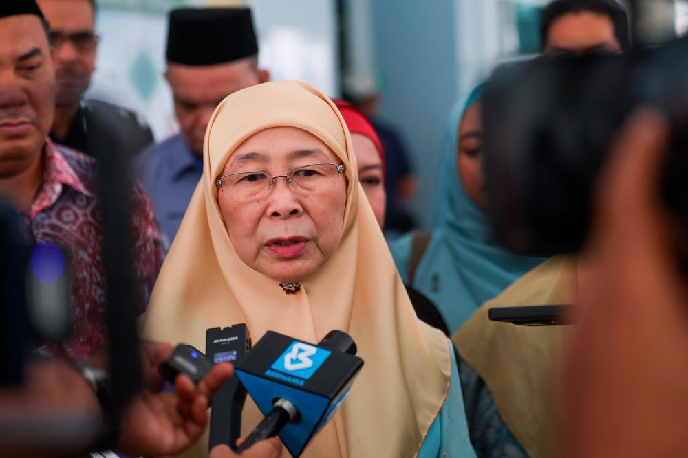 Indonesian Minister eyes three mln foreign tourist arrivals in Riau Islands 