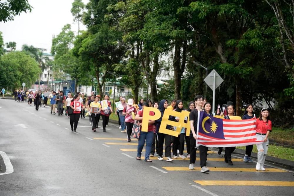 International Peace Youth Group organises peace walk at Unimas Kuching