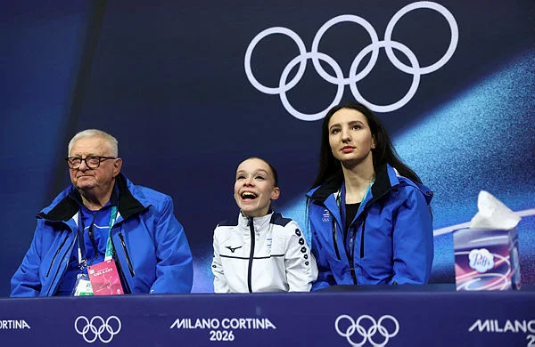 Israeli_skater_advances_with_crowd_support_amid_Olympic_tensions Israeli skater advances with crowd support amid Olympic tensions