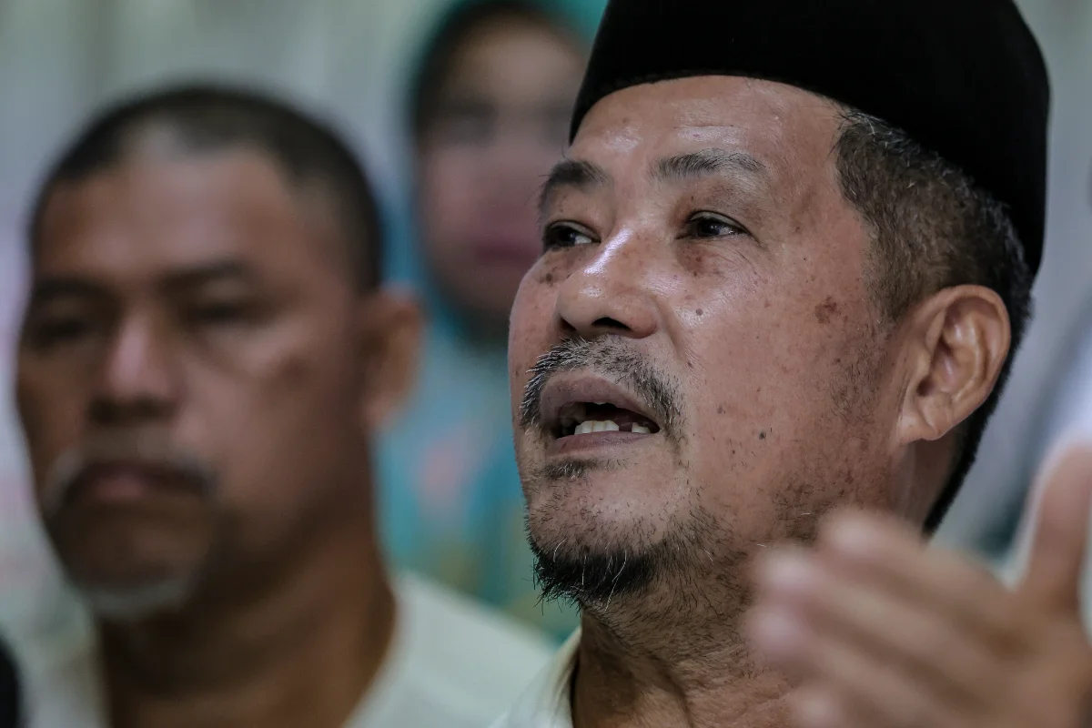 Bersatu faces major Johor exodus as 11 division heads quit Bersatu faces major Johor exodus as 11 division heads quit