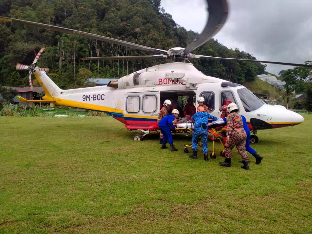 JBPM conducts Medevac to help Orang Asli toddler get treatment JBPM conducts Medevac to help Orang Asli toddler get treatment