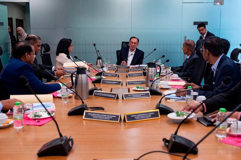 JPJ buka bidaan siri nombor plat ‘MADANI’ hingga Rabu ini JPJ buka bidaan siri nombor plat ‘MADANI’ hingga Rabu ini