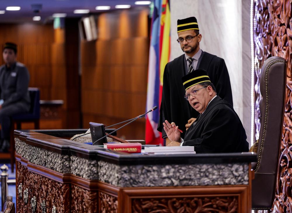 Jangan libatkan saya dengan permainan politik: Johari