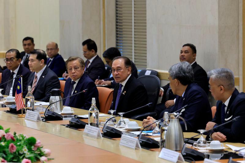 Japan, Malaysia to strengthen cooperation on regional, global issues