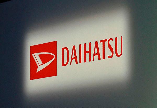 Japan automaker Daihatsu suspends all domestic production amid safety test scandal Japan automaker Daihatsu suspends all domestic production amid safety test scandal