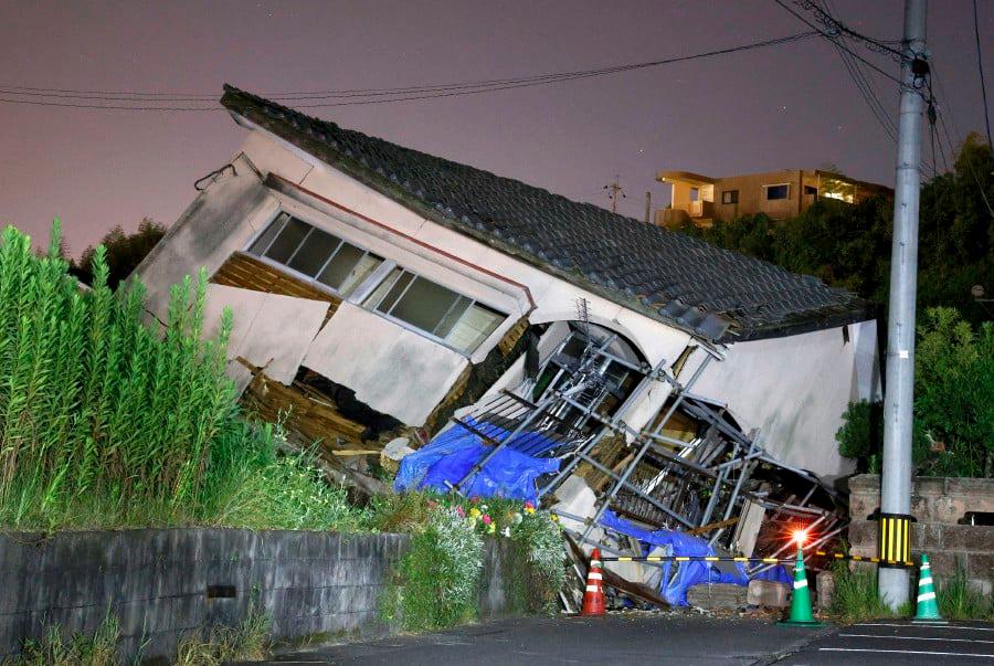Japan ‘megaquake’ advisory after tremor injures eight Japan ‘megaquake’ advisory after tremor injures eight