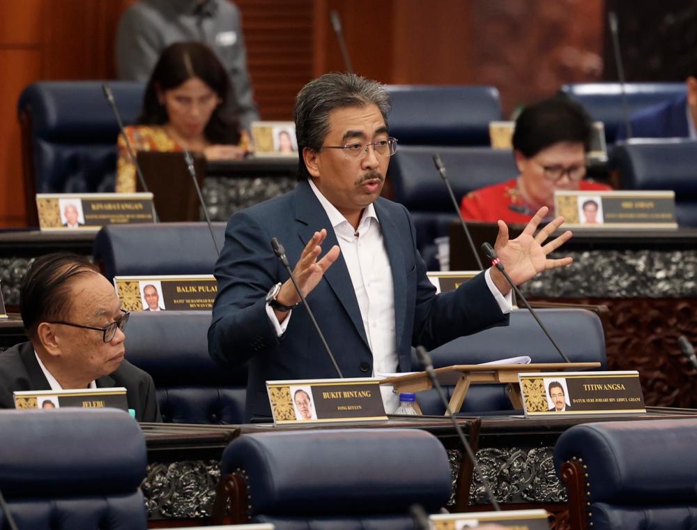 Johari Abdul Ghani dilantik Menteri Peladangan dan Komoditi