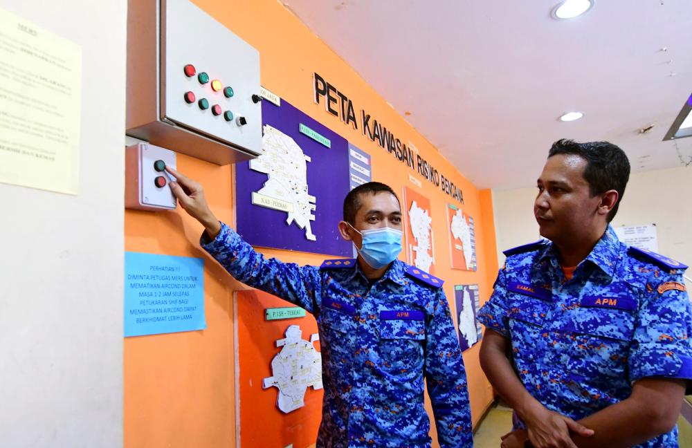 Johor APM all set to face northeast monsoon Johor APM all set to face northeast monsoon