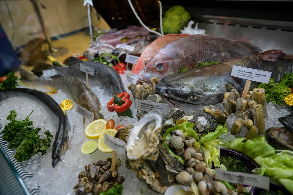 Johor KPDN submits investigation papers of seafood restaurant case to DPP Johor KPDN submits investigation papers of seafood restaurant case to DPP