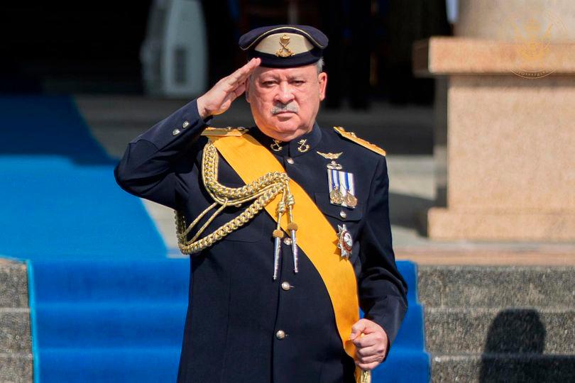 Johor Sultan warns politicians against using mosques as political platforms