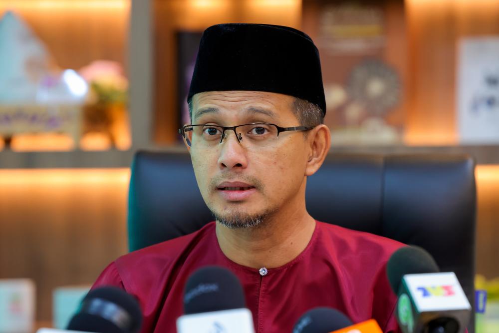 Johor galakkan imam, jemaah ambil dos penggalak vaksin Covid-19 Johor galakkan imam, jemaah ambil dos penggalak vaksin Covid-19