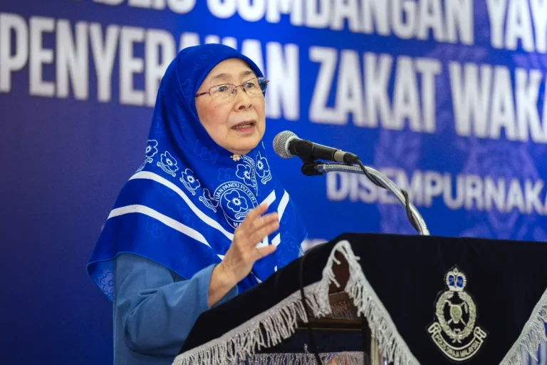 Wan Azizah calls for continued focus on police welfare