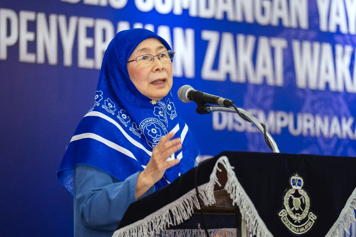 Wan Azizah calls for continued focus on police welfare Wan Azizah calls for continued focus on police welfare
