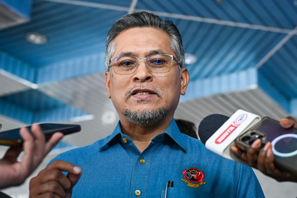 Malaysian lawn bowls seeks continuity for portable rink contractor Malaysian lawn bowls seeks continuity for portable rink contractor