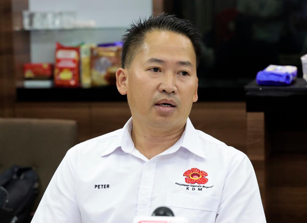KP Kesihatan: Kes denggi turun sedikit, tiga kematian dilaporkan pada ME49 KP Kesihatan: Kes denggi turun sedikit, tiga kematian dilaporkan pada ME49