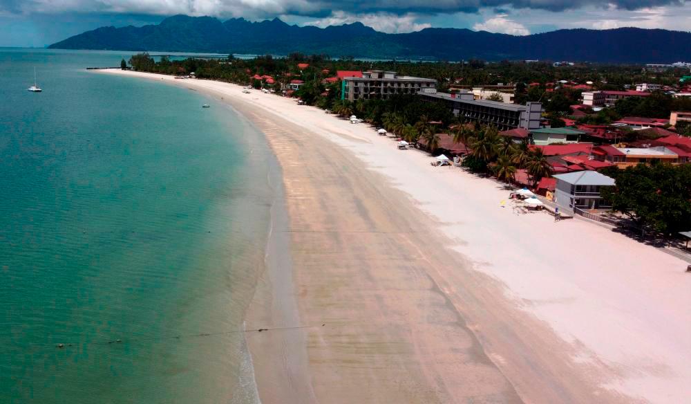 Kedah laksana pelbagai inisiatif capai sasaran tiga juta pengunjung ke Langkawi Kedah laksana pelbagai inisiatif capai sasaran tiga juta pengunjung ke Langkawi