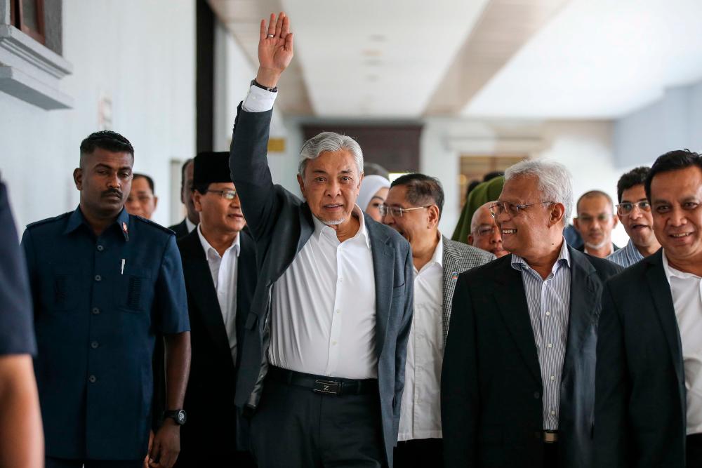 Kes Yayasan Akalbudi: Pendakwaan kemuka 11 alasan untuk mohon supaya berhentikan prosiding Kes Yayasan Akalbudi: Pendakwaan kemuka 11 alasan untuk mohon supaya berhentikan prosiding