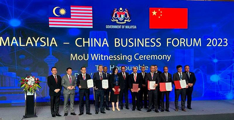 LBS inks MOU with SANY Group to collaborate on property and port projects worth RM11b LBS inks MOU with SANY Group to collaborate on property and port projects worth RM11b