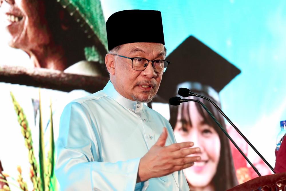 Latihan berkaitan AI, TVET harus ditingkatkan supaya negara tidak ketinggalan - PM 