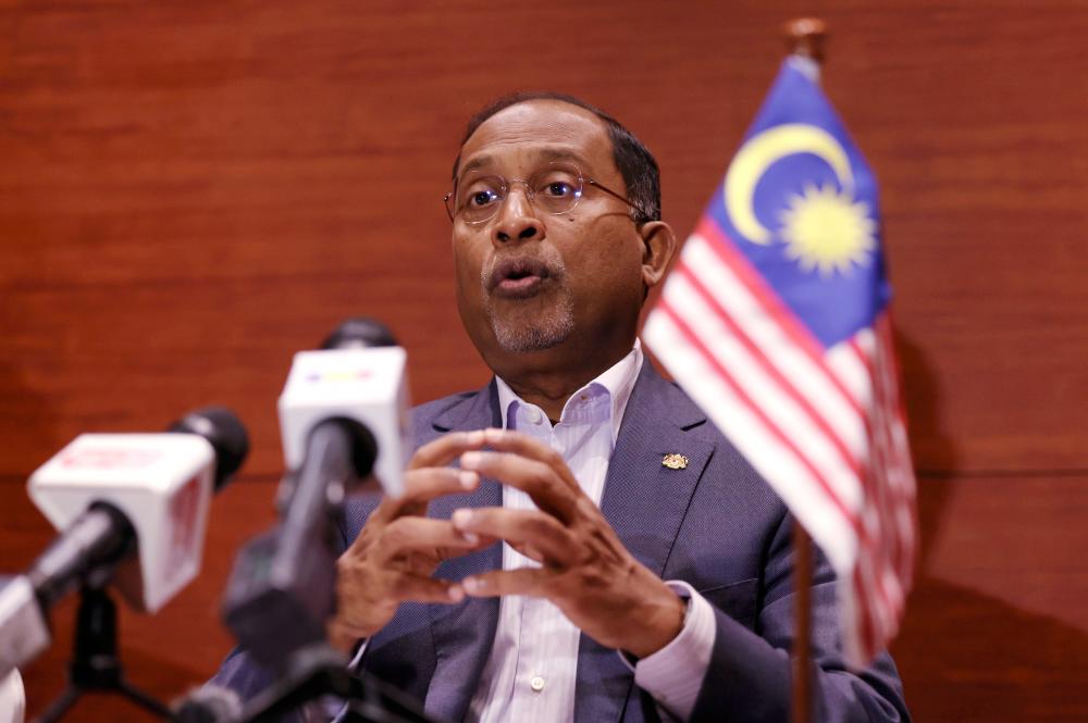 Lawatan rasmi Anwar ke Laos untuk mengeratkan hubungan Kuala Lumpur-Vientiane Lawatan rasmi Anwar ke Laos untuk mengeratkan hubungan Kuala Lumpur-Vientiane