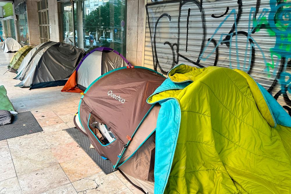 Lisbon accused of ‘hiding the homeless’ ahead of Pope’s visit Lisbon accused of ‘hiding the homeless’ ahead of Pope’s visit
