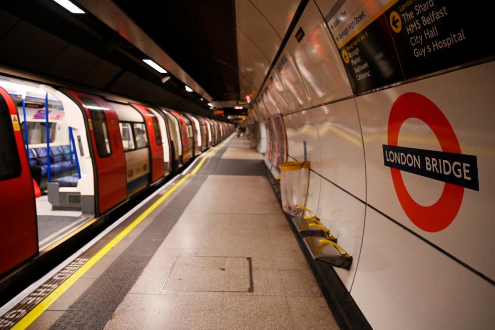 London police to train officers to call out sexism, misogyny London police to train officers to call out sexism, misogyny