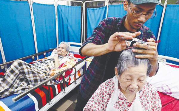 Look into neglect of senior citizens, govt urged Look into neglect of senior citizens, govt urged