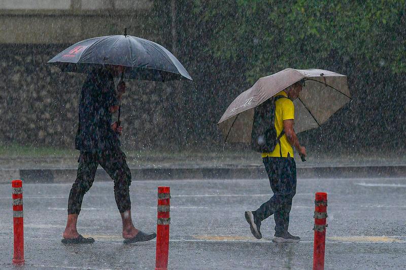 Luruan monsun: Hujan lebat, berterusan di timur, selatan semenanjung mulai Khamis