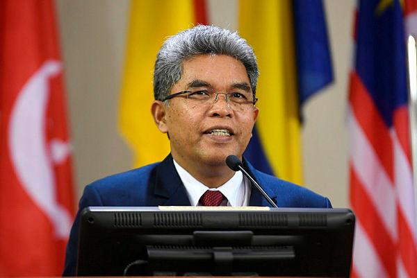MOE plans to appoint contract teachers: Pkharuddin 
