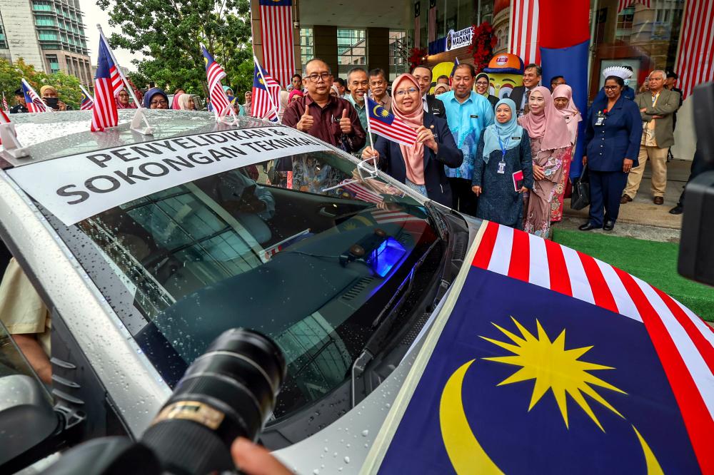 MOH enlivens National Month celebration with health-related exhibitions, decorations