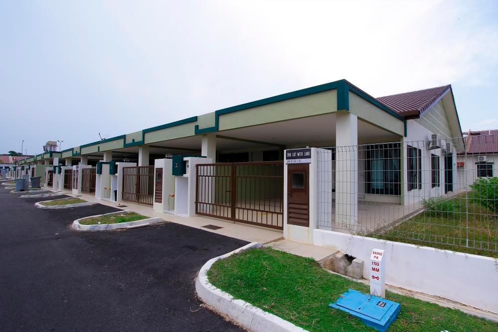 Madani Govt One Year Anniversary: Restoring 351 problematic housing projects among KPKT's successes