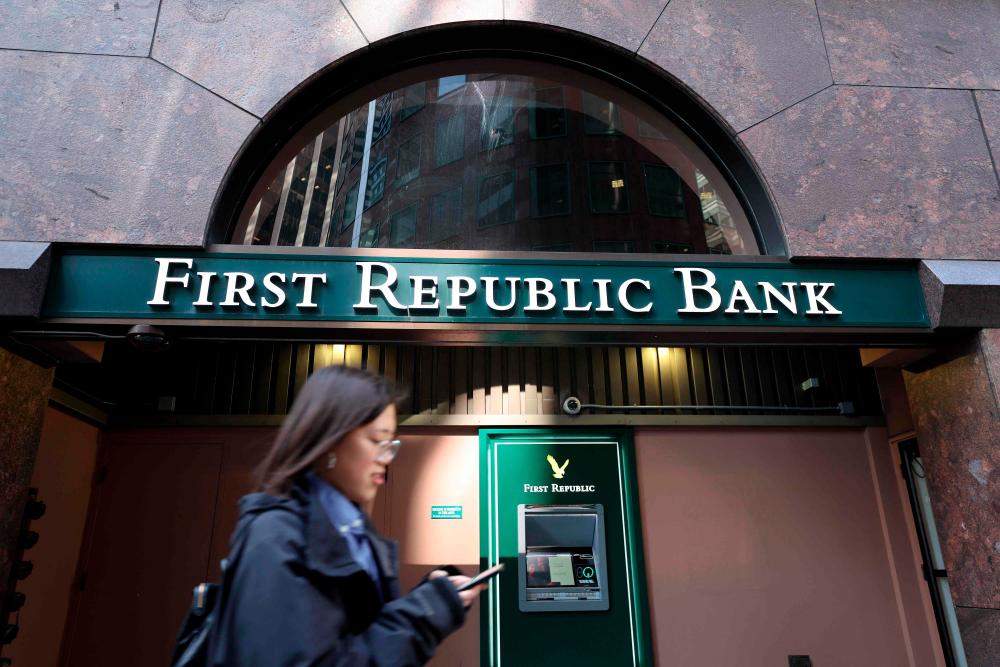 Major US banks inject US$30b to rescue First Republic Bank
