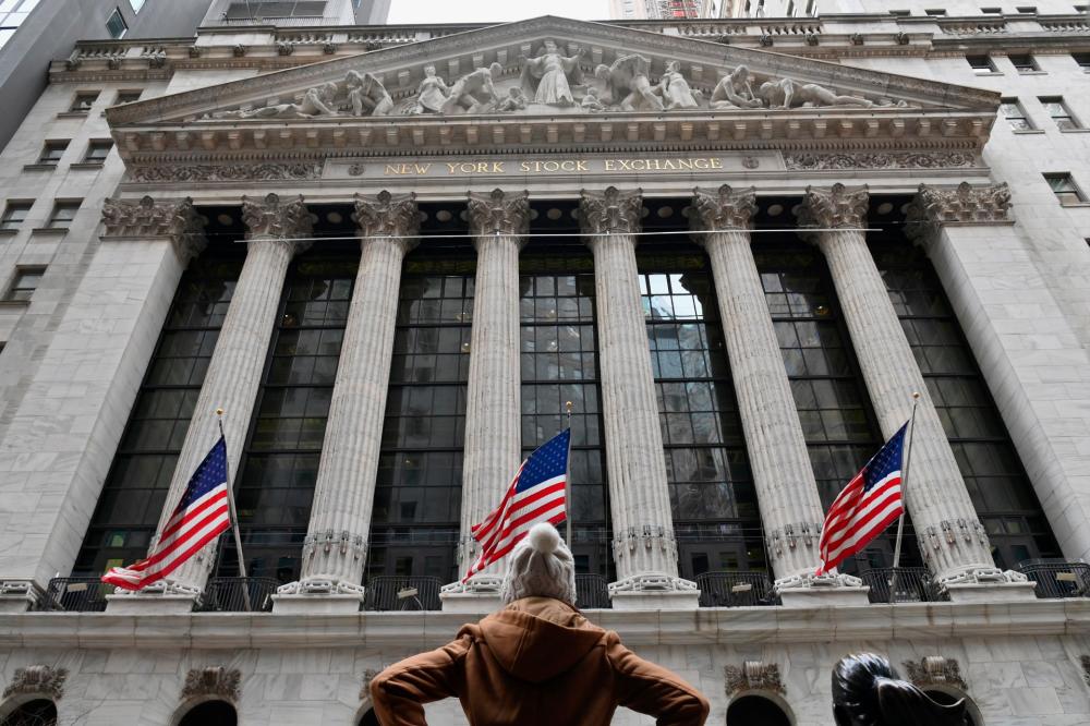 Major Wall Street indices fall 1%, investors await Powell’s speech Major Wall Street indices fall 1%, investors await Powell’s speech