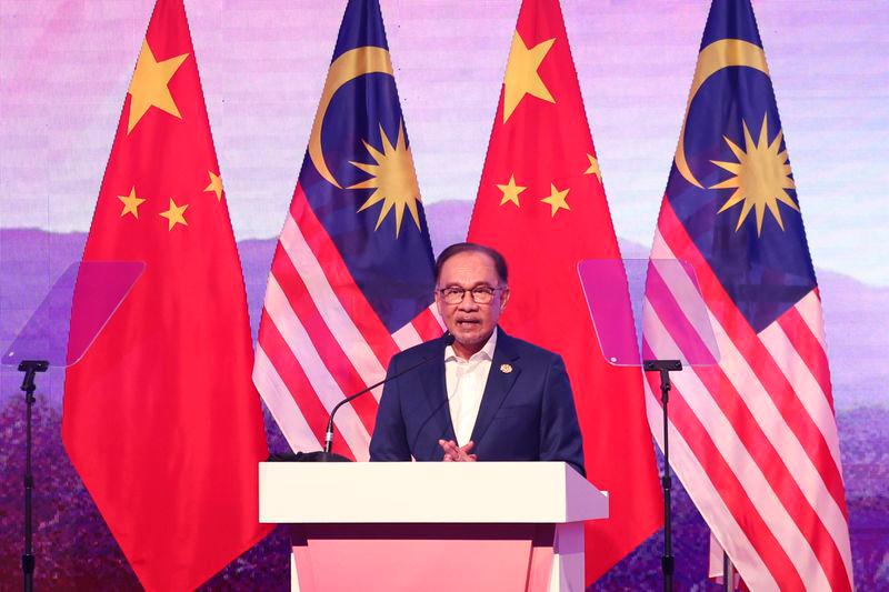 Malaysia, China establish joint working group to enhance trade efficiency - Anwar