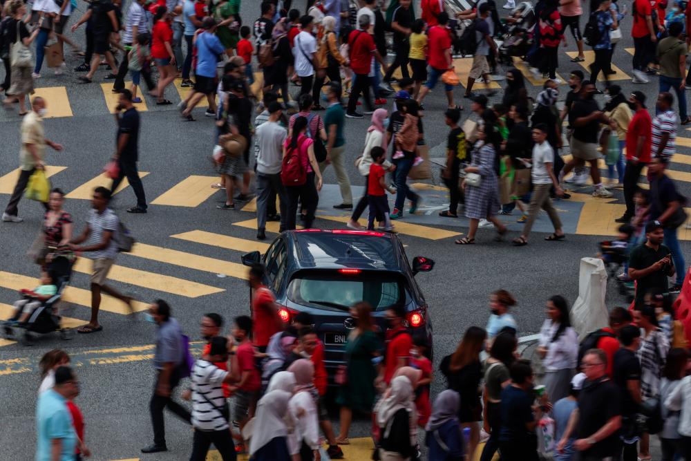 Malaysia di landasan tepat untuk terus maju - PM Malaysia di landasan tepat untuk terus maju - PM