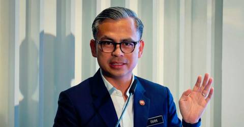 Malaysia hasrat pelajari kejayaan China dalam pelaksanaan 5G Malaysia hasrat pelajari kejayaan China dalam pelaksanaan 5G