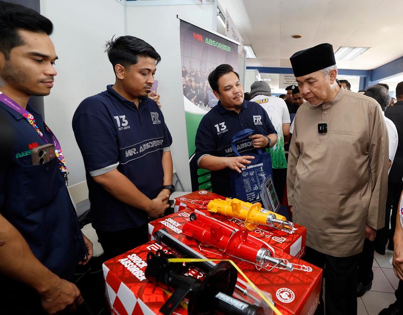 Malaysia perlu bergerak jadikan TVET pilihan utama lepasan sekolah menengah - Ahmad Zahid